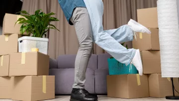 man and woman hugging house move at Melbourne