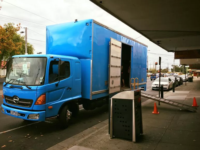 removalist truck jpg at Melbourne